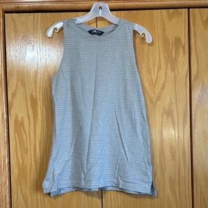Women’s medium North face Gray Striped Sleeveless Top